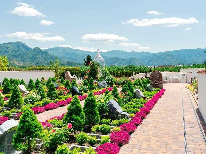 ロイヤルガーデン長野