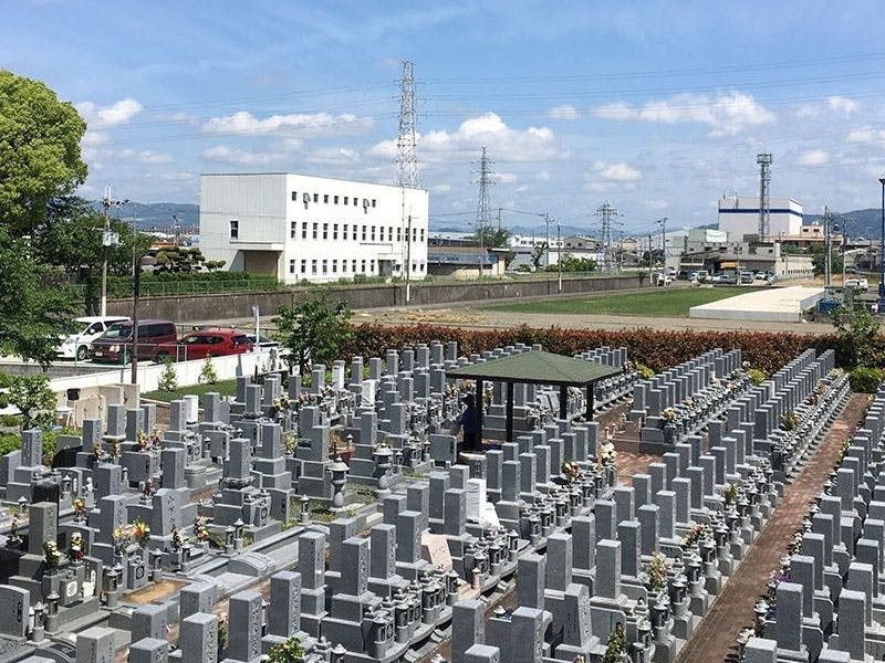伊丹東霊園 一般墓・樹木葬・永代供養墓