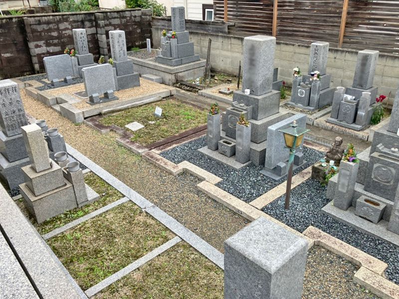 吉田墓地