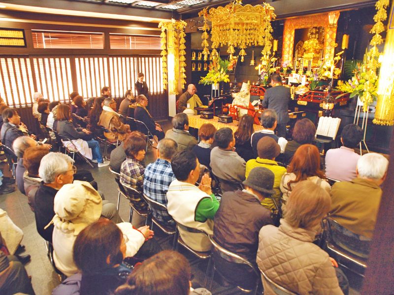 なごみ霊廟（月例合同供養法要）