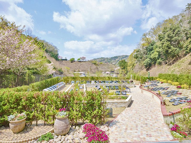 北摂最大級のガーデニング樹木葬