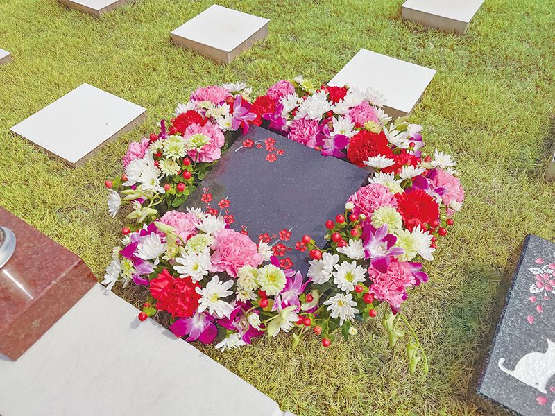 「結」専用の花供養プランで特別なご供養も可能です（別途費用）