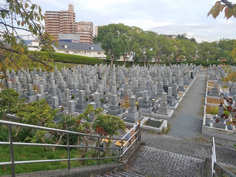 寝屋川市公園墓地