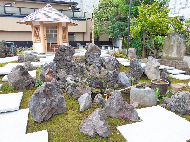 日本庭園墓所「和順」
