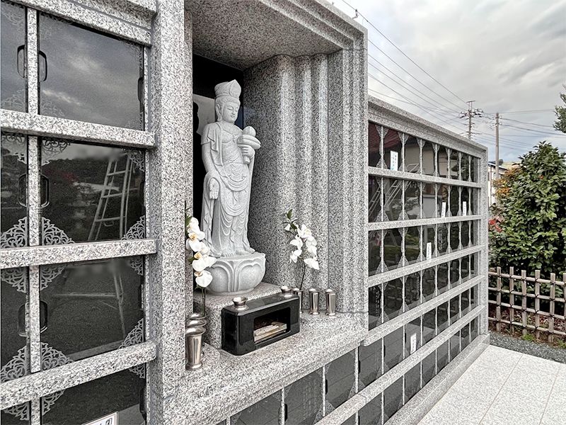 円蔵院 永代供養墓「燈」