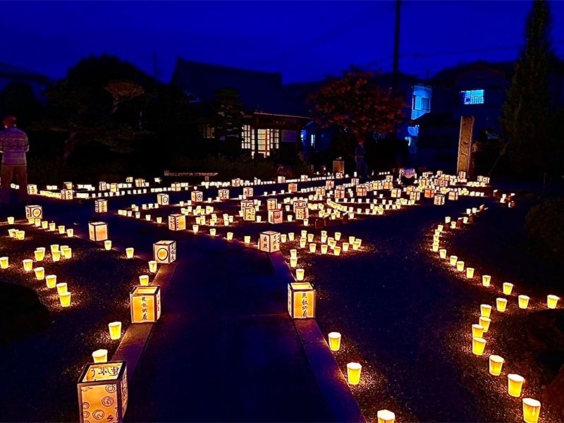 ランタンに照らされた夏の宵に是非ご参加ください