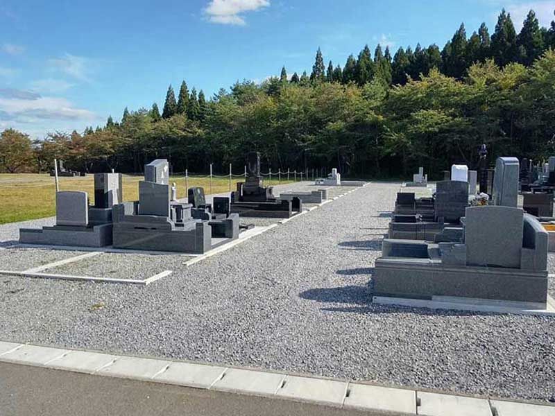 むつ市墓地公園