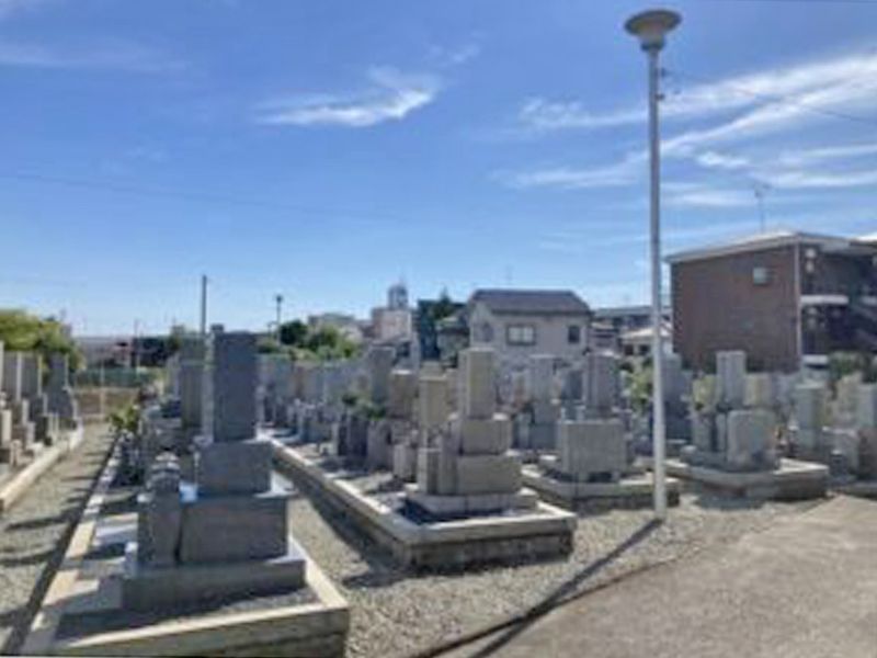 麻田共同墓地
