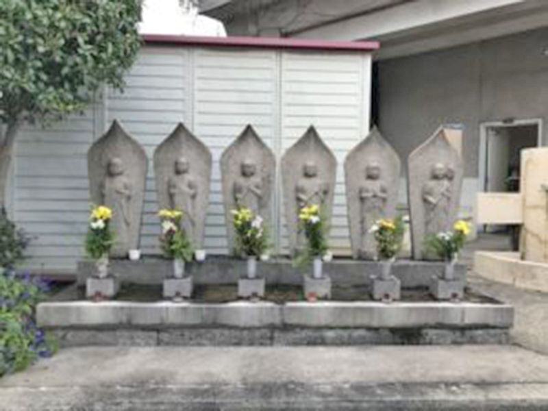 麻田共同墓地