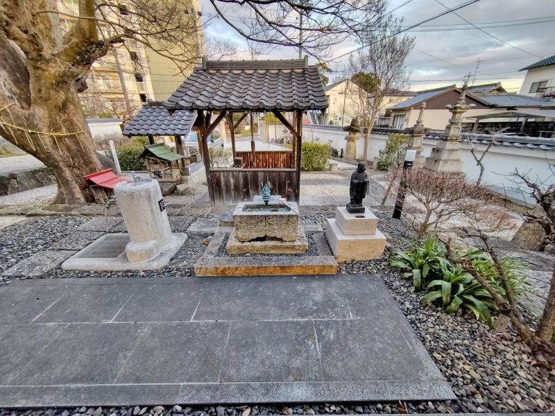 聖徳寺 境内