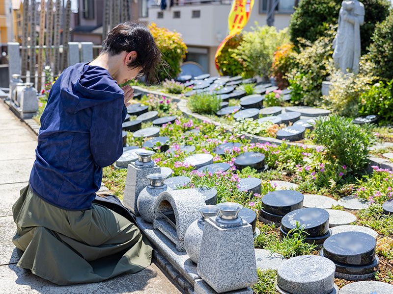 ロイヤル藤沢長後樹木葬墓地