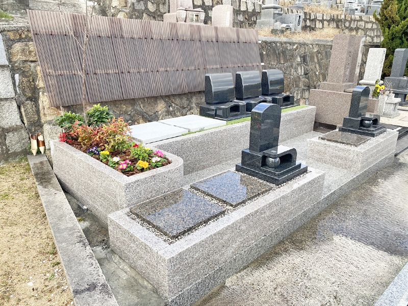 初村墓地（新庄墓地）