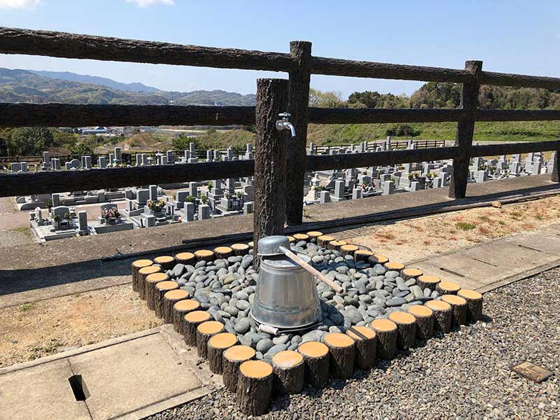 今治市営 大谷墓地　コンパクトな水場