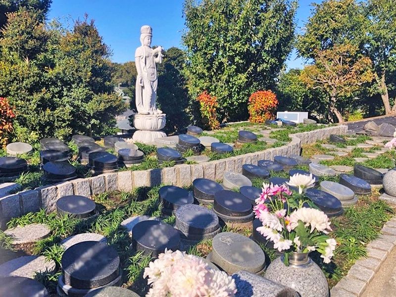 ロイヤル藤沢長後樹木葬墓地