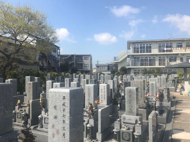 新家・金岡・野尻共同墓地