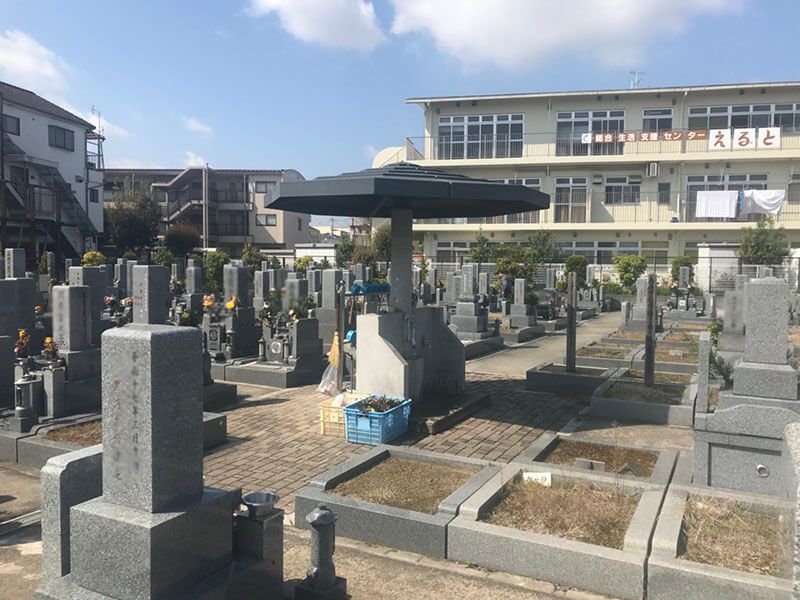 新家・金岡・野尻共同墓地