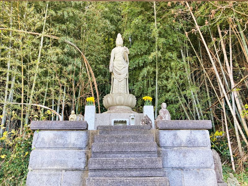 前原加布里霊園観音様