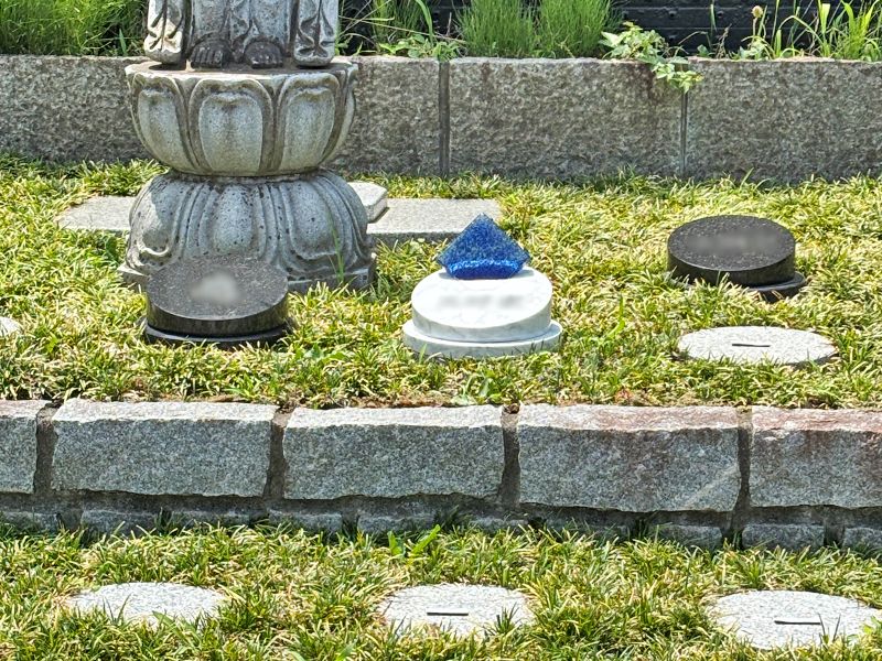 八王子高尾「光とガラスの花壇墓地」花ごころ