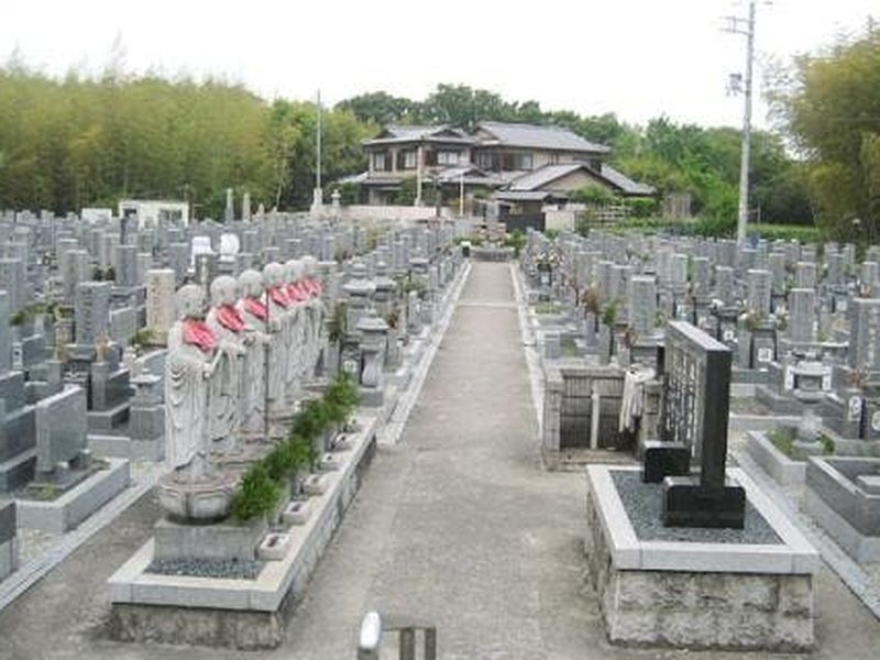 日岡公園墓地