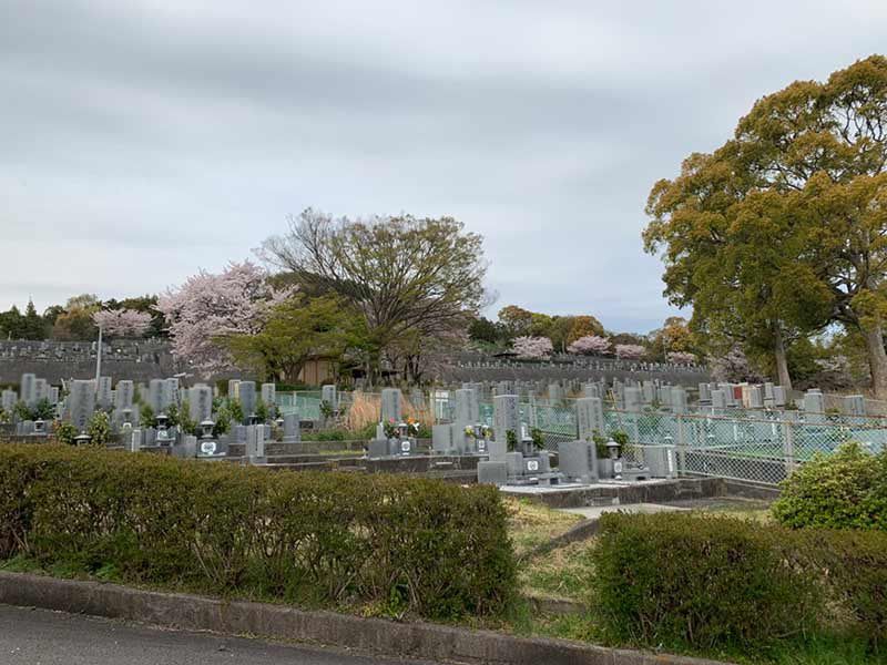 東温市営 志津川墓園