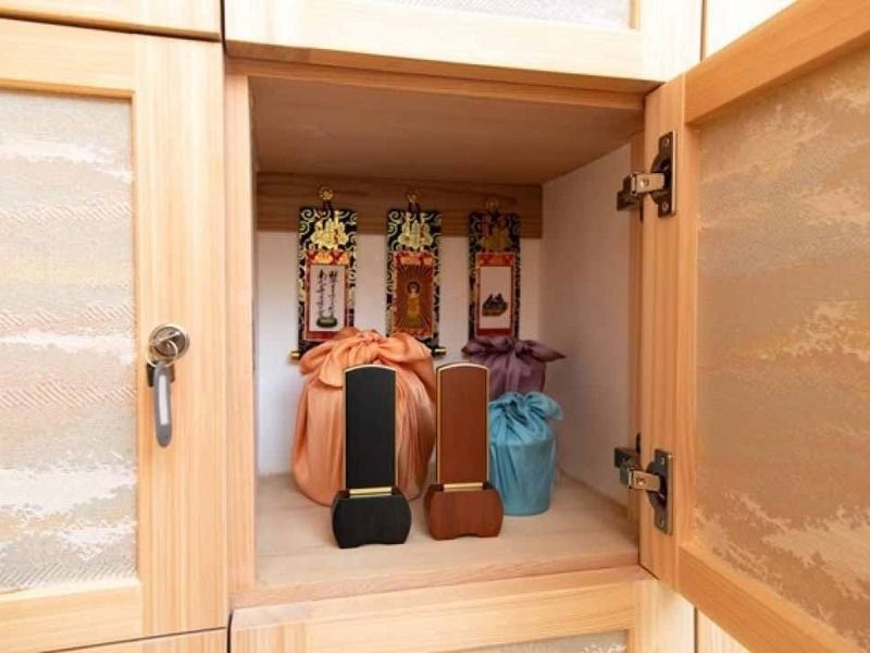 久遠寺 境内納骨あかり御堂／永代供養墓まどかの丘