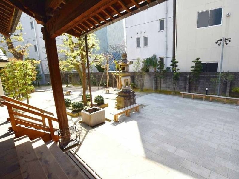 久遠寺 境内納骨あかり御堂／永代供養墓まどかの丘
