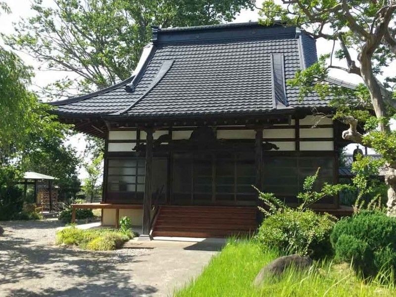 鎌田山 本誓寺