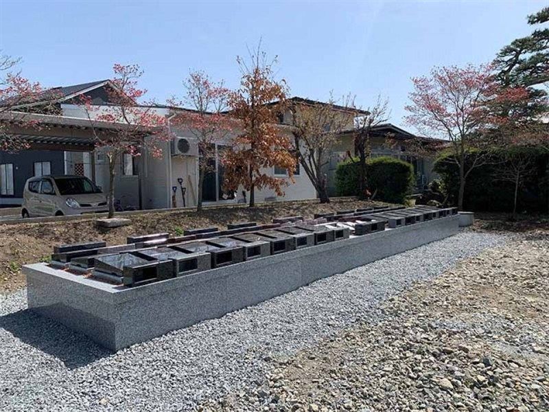 浄国寺墓苑
