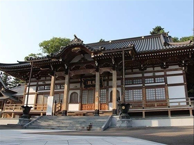 大満寺墓苑