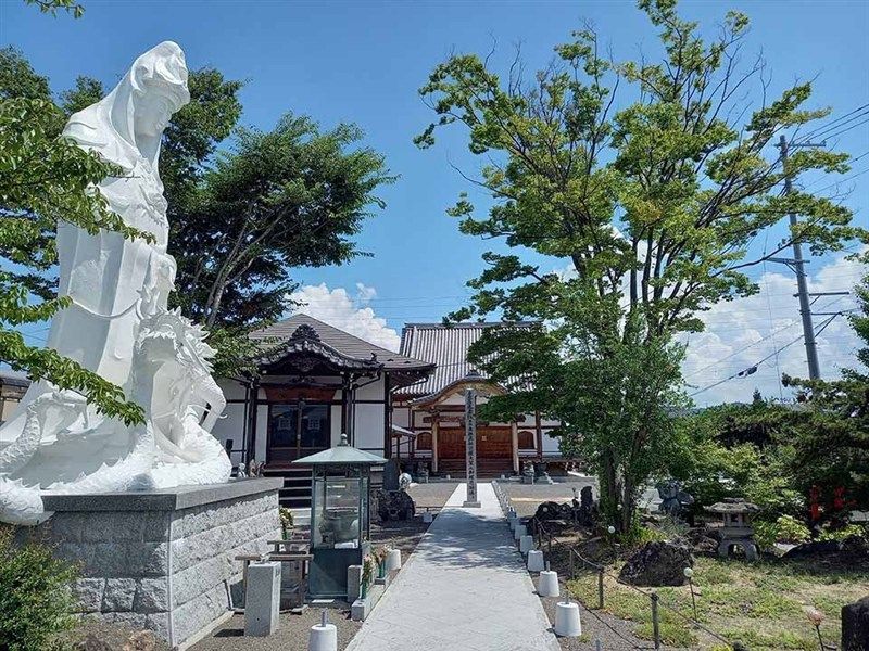 白龍山 正福寺墓苑