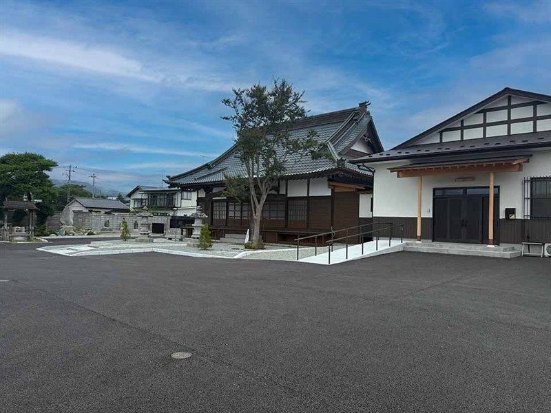 圓應寺墓苑