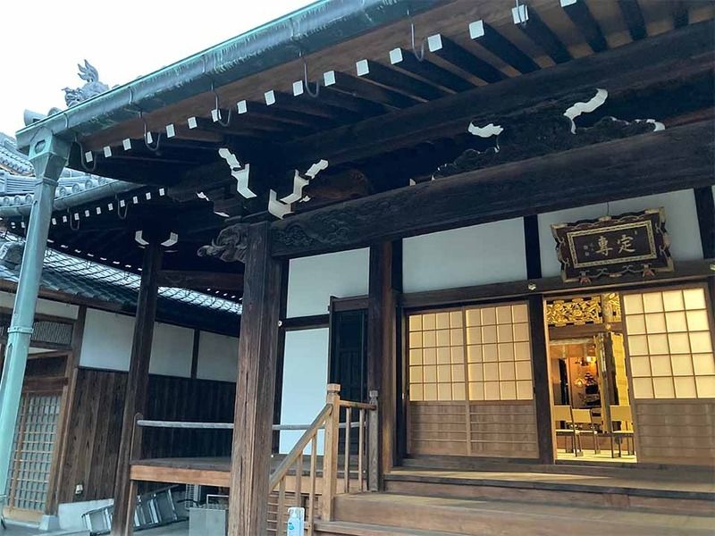 本堂外観