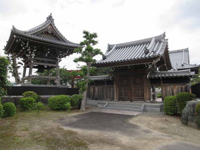 誓願寺山門および鐘楼堂