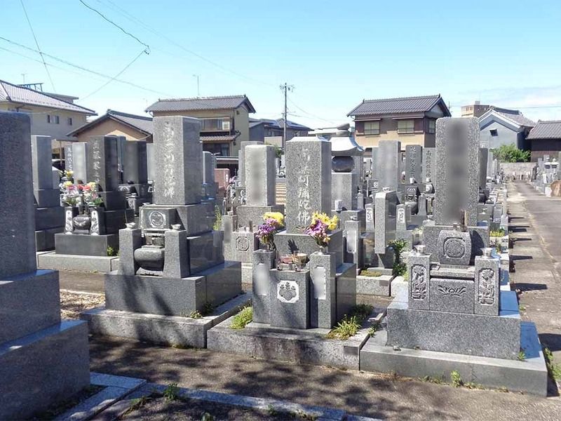 ③一般墓　空き区画あります