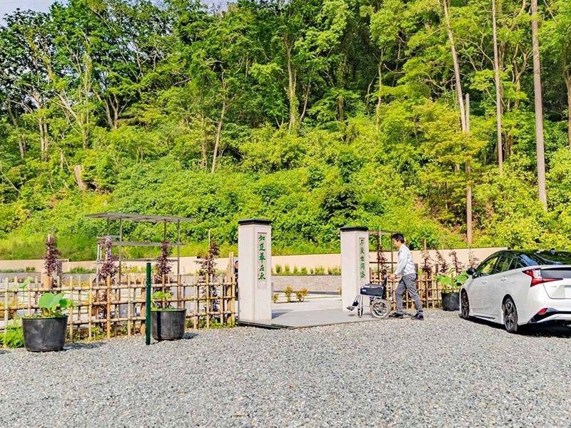 玉澤霊廟