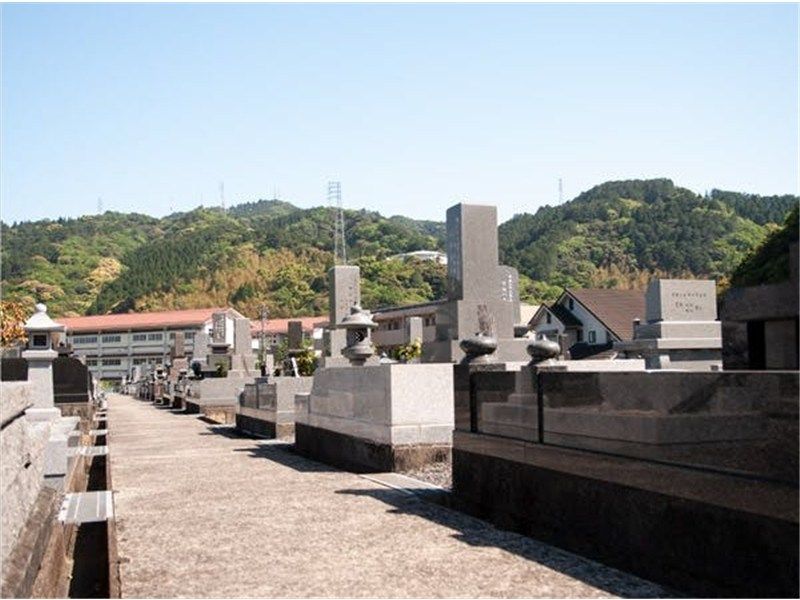 赤池墓地