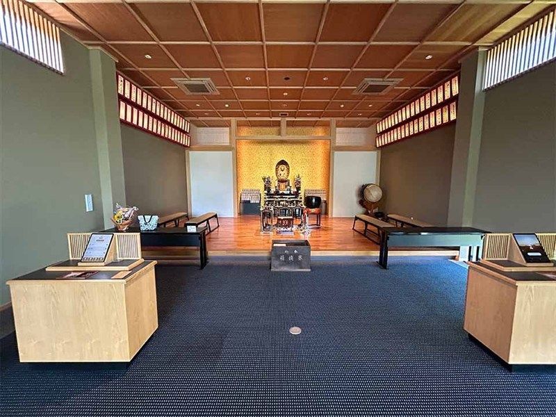 納骨堂内