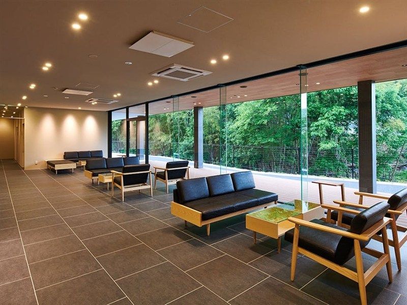 屋外霊園(納骨堂)ロビー