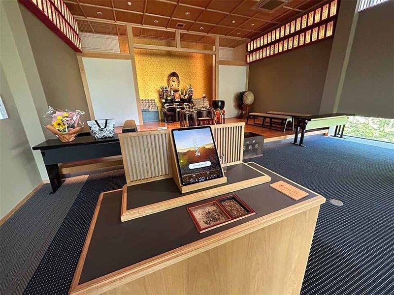 納骨堂内