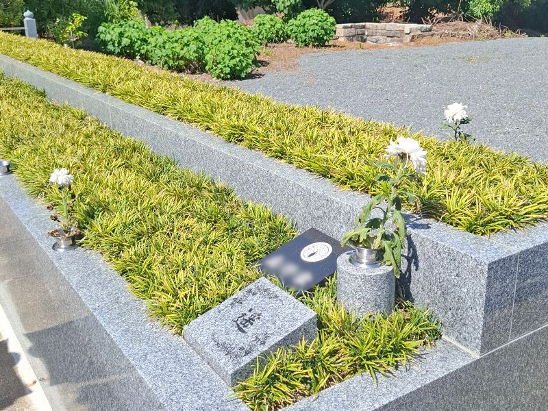 相国寺塔頭光源院墓苑 永代供養プレート型樹木葬『翠光苑』