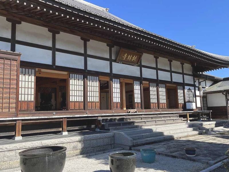 本堂正面