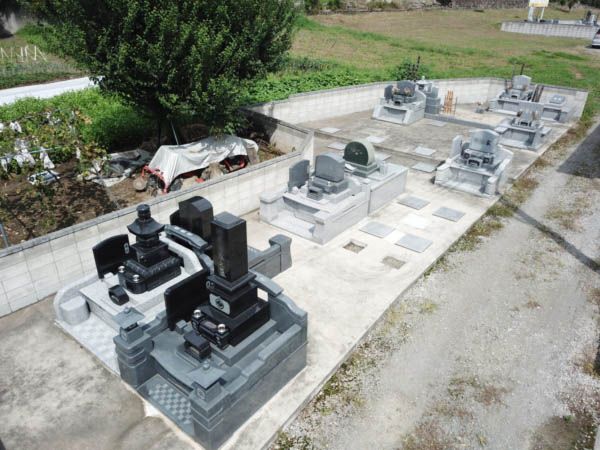 安中下之堀共同墓地