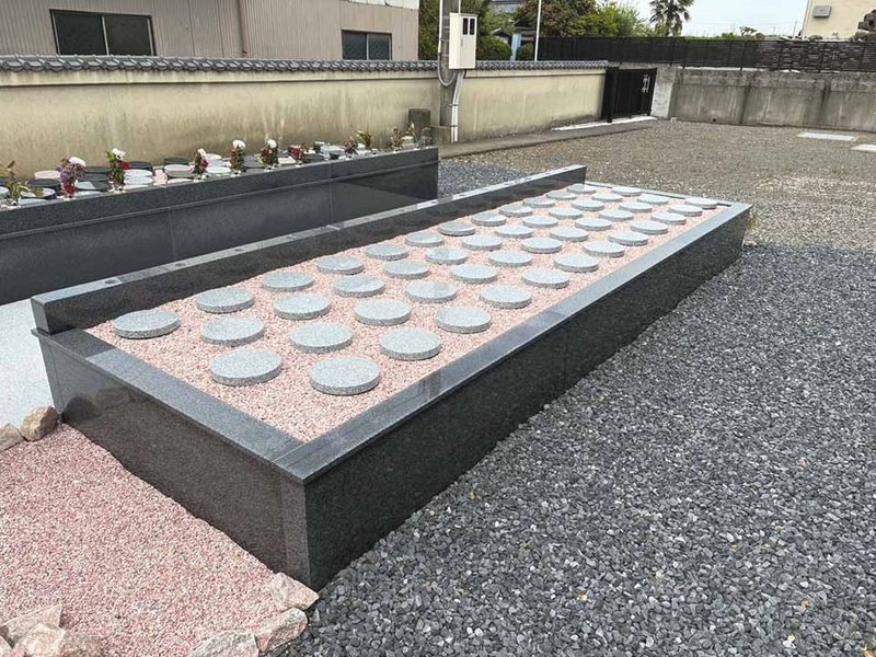 樹木葬霊園「水都の杜」
