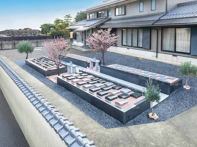 樹木葬霊園「水都の杜」