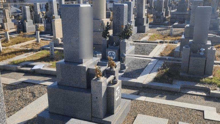 奈良県奈良市の共同墓地の写真