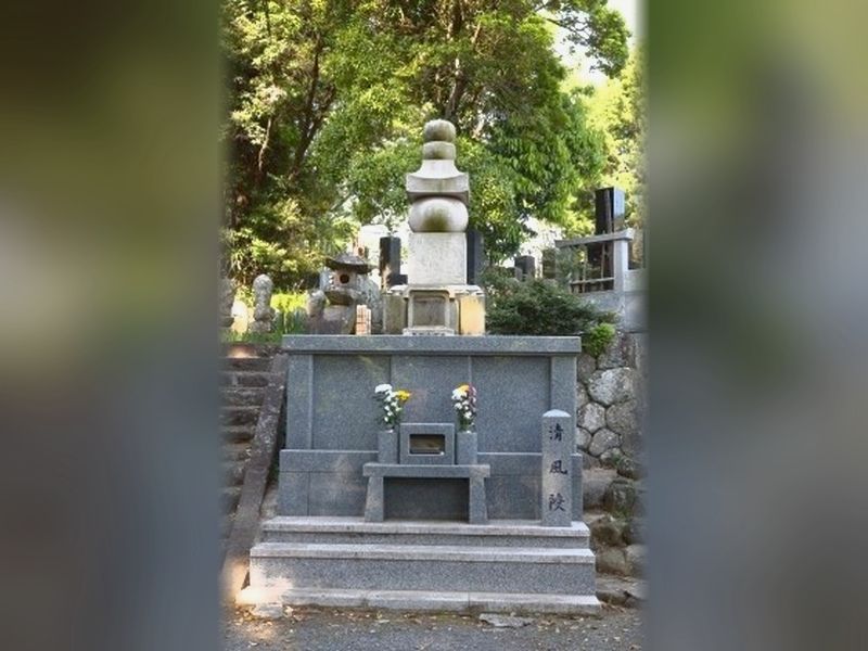 沙羅双樹の丘 能満寺墓苑