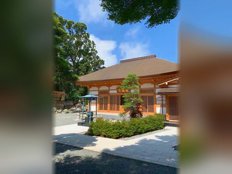 沙羅双樹の丘 能満寺墓苑