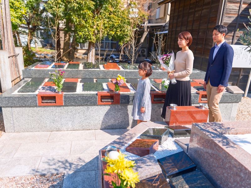 小さな森の樹木葬 上野