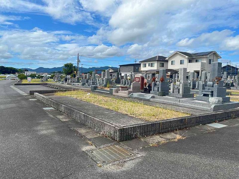 近江やすらぎ霊園