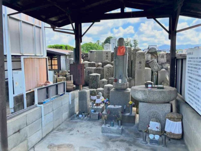 野々花墓地